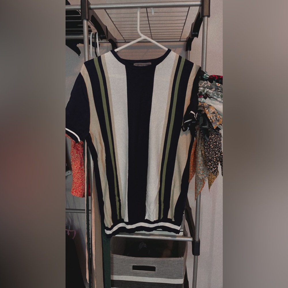 Striped short sleeve shirt